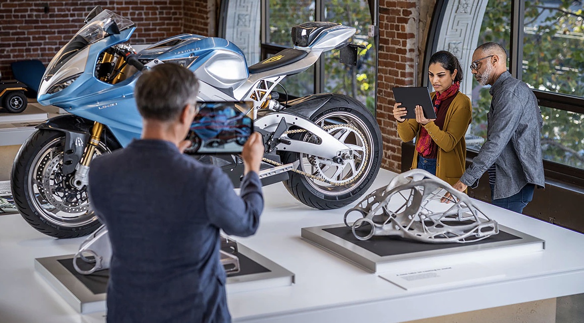 People in the Autodesk Gallery