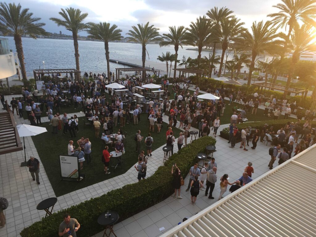 More than 900+ professionals joined the AEC social to network and enjoy the sunset over the bay. 