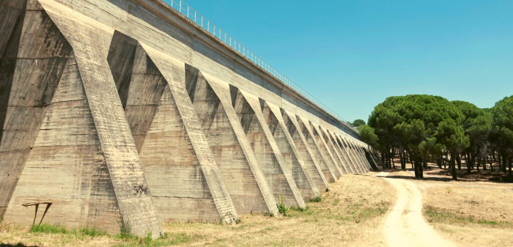 arch dam