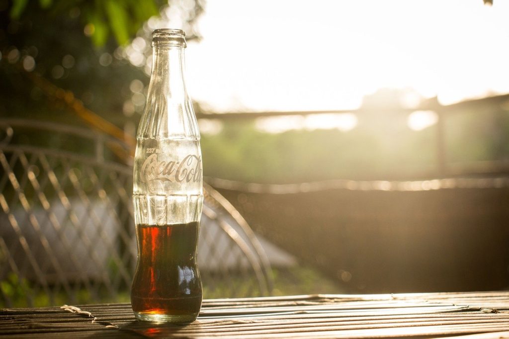 coca-cola-glass-bottle-industrial-design