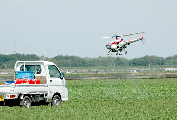 drone-helicopter-japan-agriculture