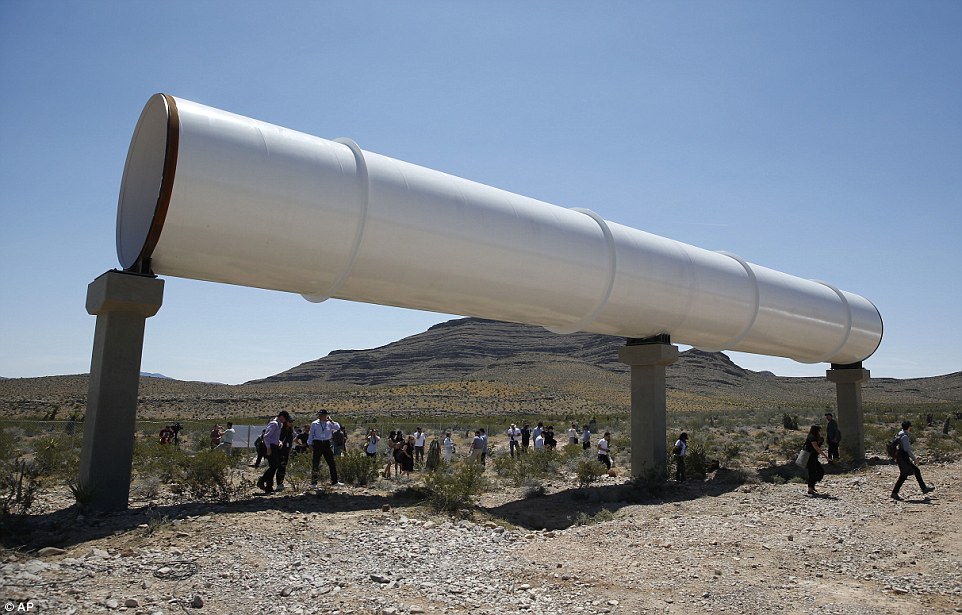 hyperloop-pylons