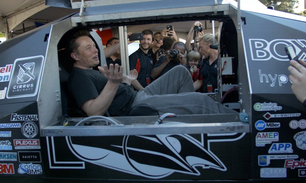 elon-Musk-hyperloop